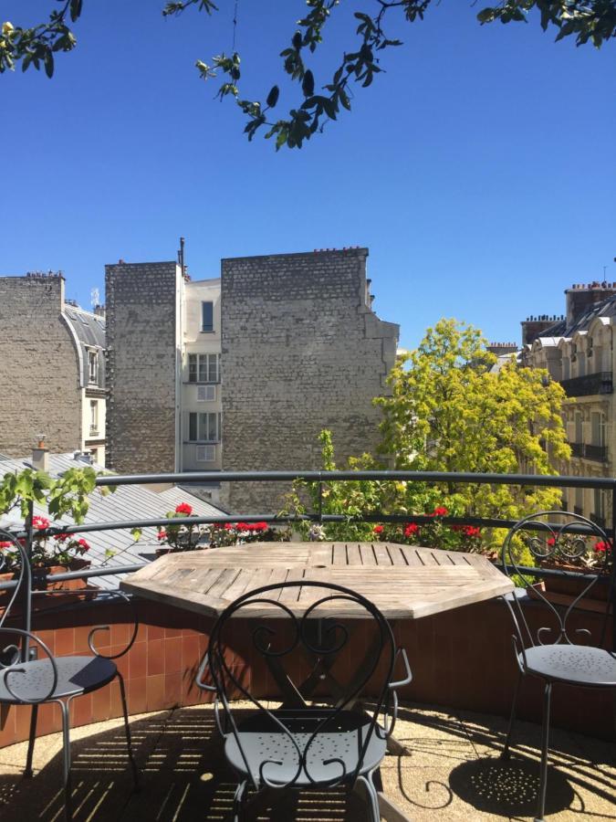 52 Clichy Bed & Breakfast - Chambre D'Hotes Parijs Buitenkant foto